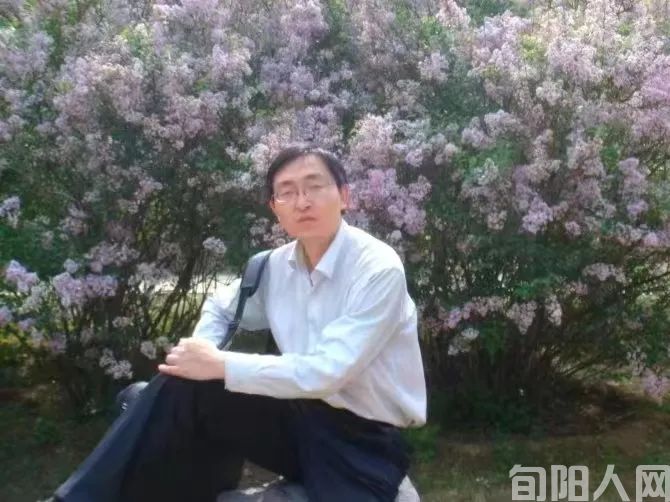 郝--照片.jpg