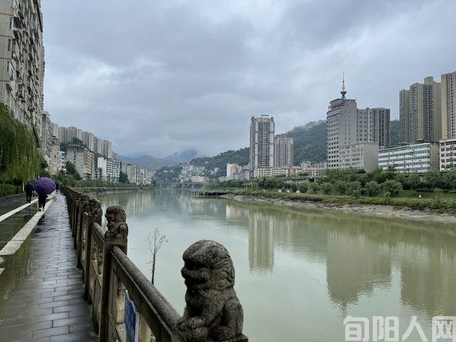 秋雨沐旬城02.jpg