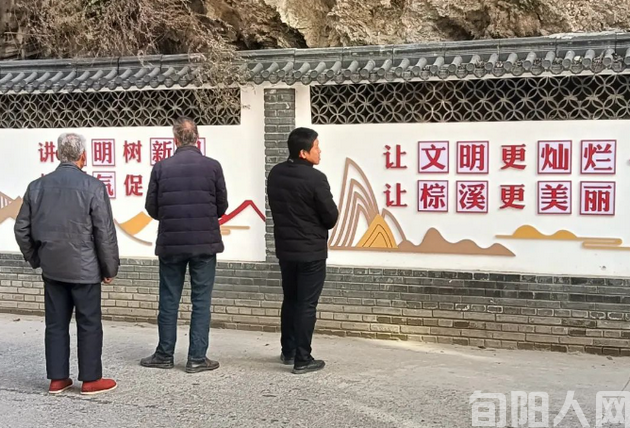 棕溪镇群众.png