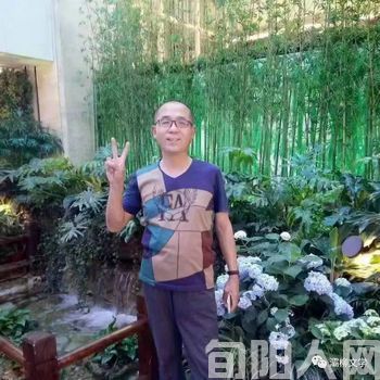刘军.jpg