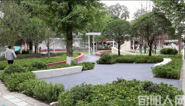 鹤城口袋公园多        文/张 勇 (图2) 口袋公园.jpg