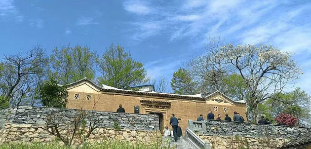 一座带有历史印记的曹家大院   文/程根子(图2) 曹家大院2.jpg