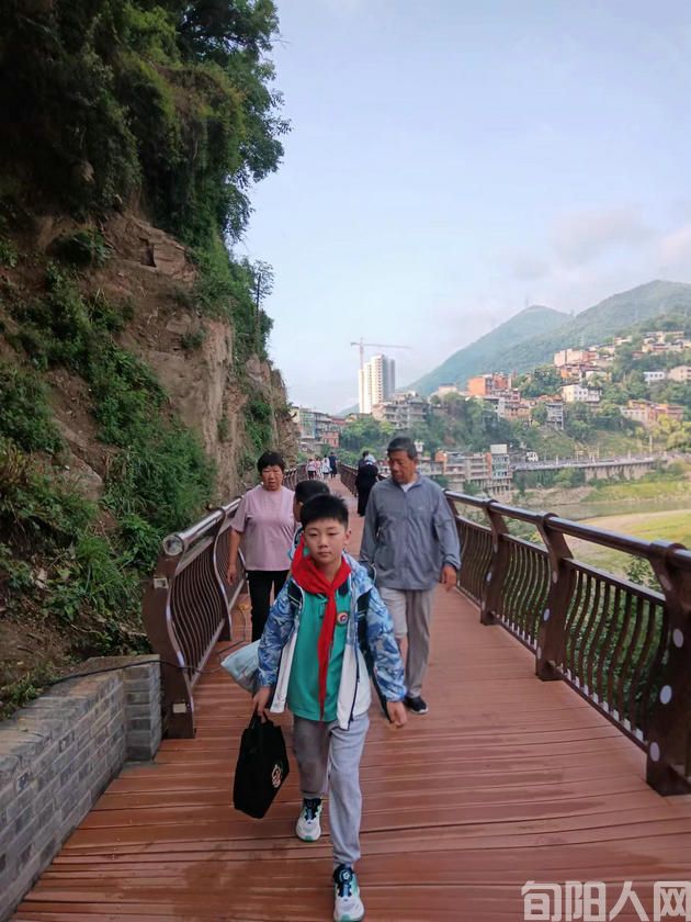 诗吟,游步道   文/棕杰(图3) 张04.jpg