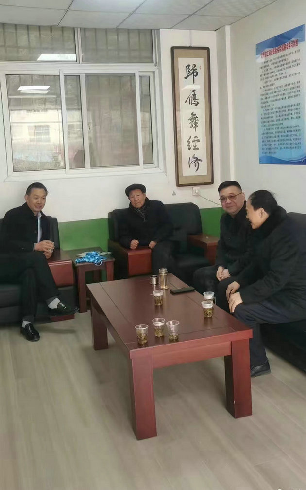 一马当先催奋进   万马奔腾展宏图 ----记棕溪镇最美乡贤商会会长马治文励精图治带领商会奋楫前行的事迹(图5) 4.jpg