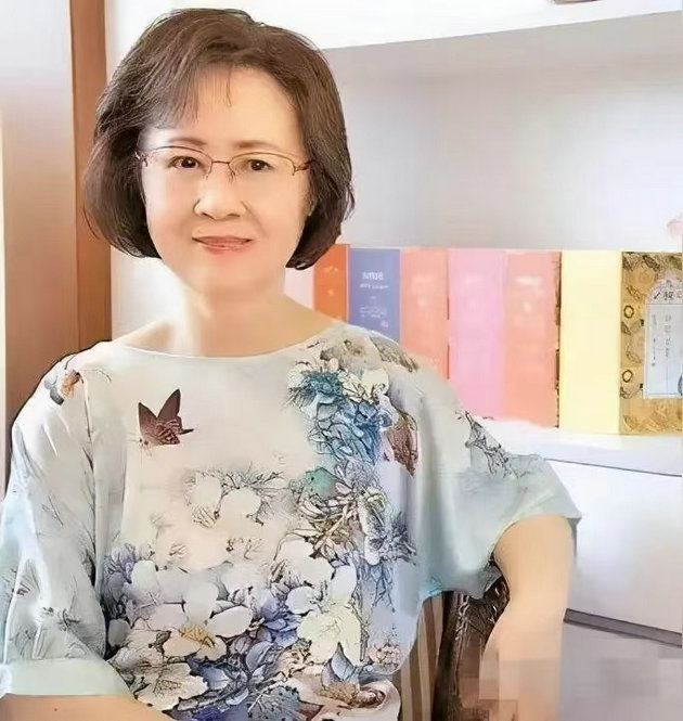 悼琼瑶先生辞世(外一首)  文/龚建华(图2) 龚3.jpg