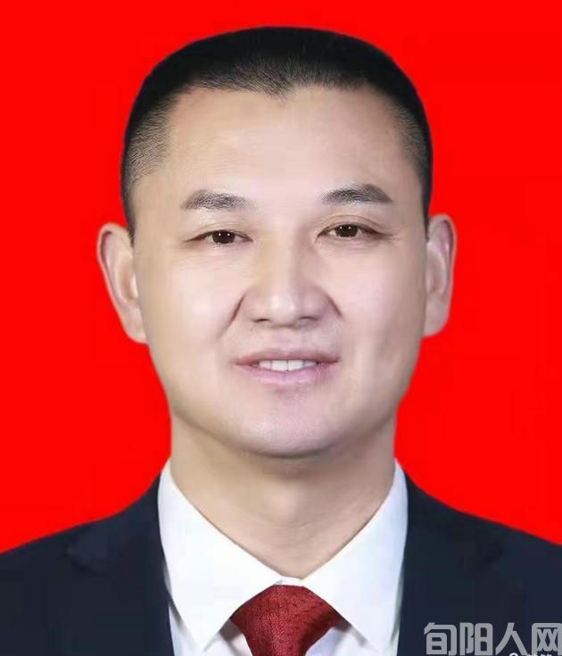 01莫振宇.jpg