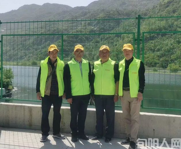 常正安：挥洒汗水赋环保，定叫汉江荡碧波——王孝文与他的守护汉江志愿者联合会