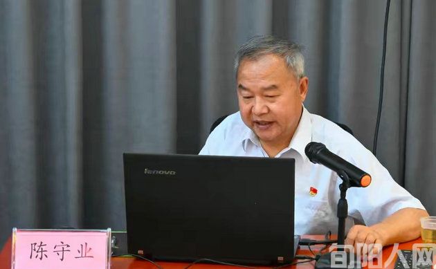 龚3.jpg