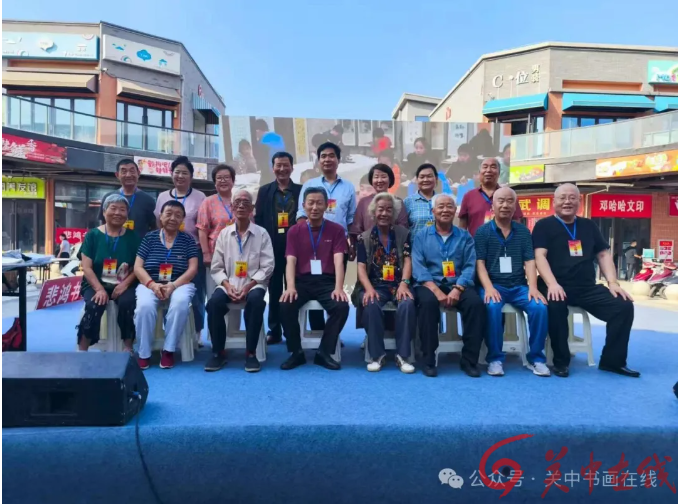 “艺彩纷呈，惠民传情” —— 悲鸿书画院隆重举办名家书画作品现场赠送活动